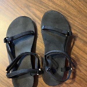 Teva Black Textured Sandals